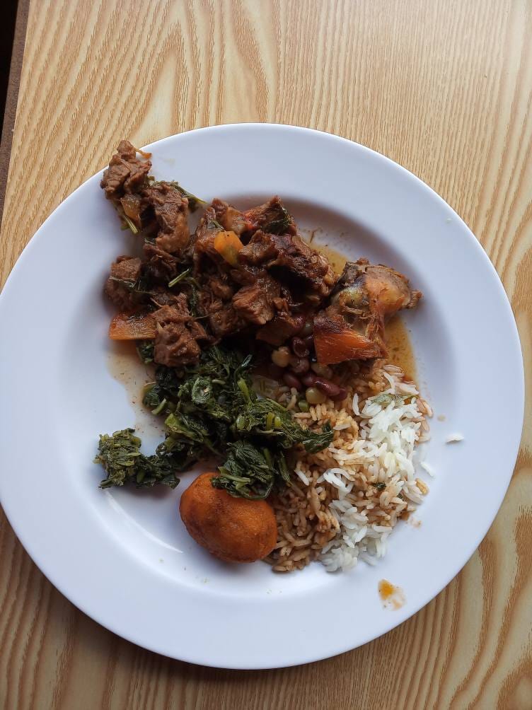 Budget Safari Masai Mara Kenya | Ummi Goes Where?