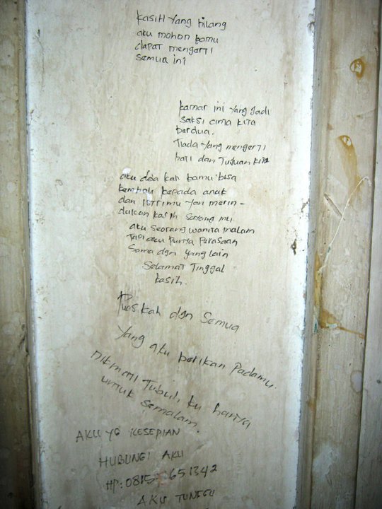 Worst hotel in Bandung | Ummi Goes Where?