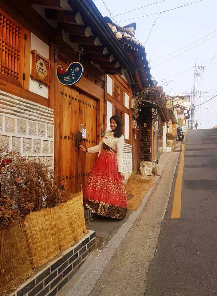 Renting a hanbok in Seoul