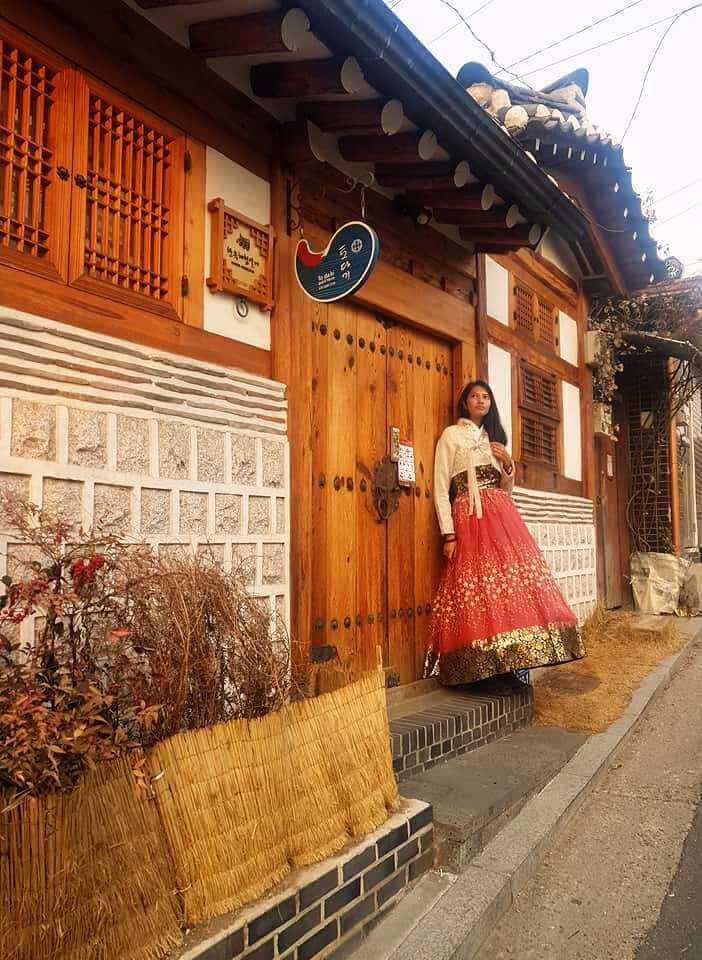 Renting a Hanbok in Seoul Korea