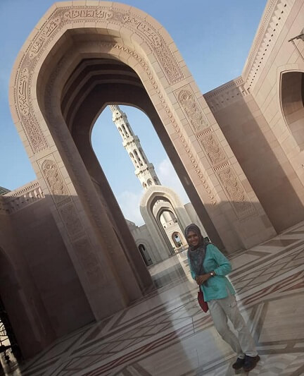 Sultan Qaboos Grand Mosque dress code | Ummi Goes Where?